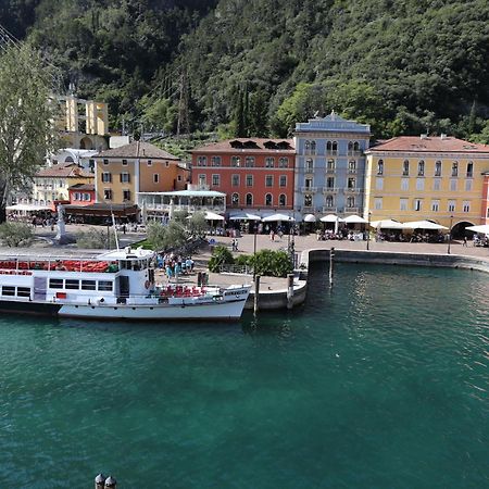 Hotel Europa - Skypool&Panorama Riva del Garda Exterior foto